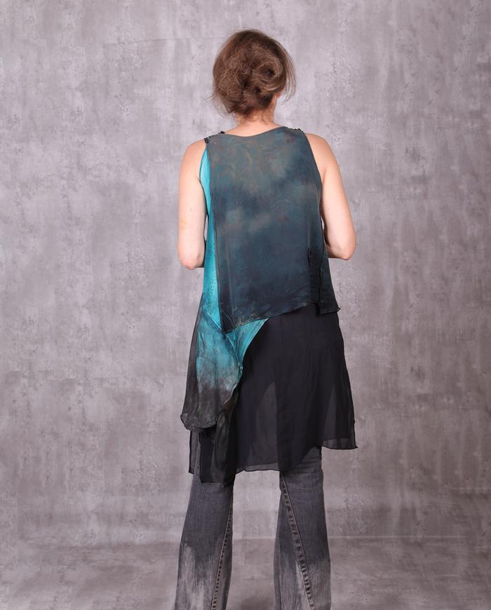 'ode to layers' reversible asymmetrical top