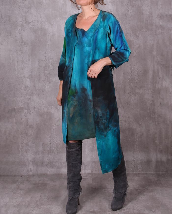 'deep waters: inside' silk crepe shift dress