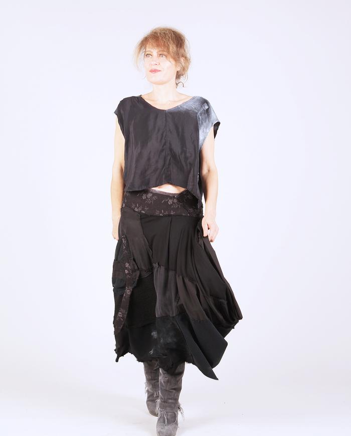 'full for fall' detailed patchwork black skirt