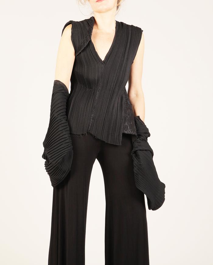 'live sculpture' pleated stretch top