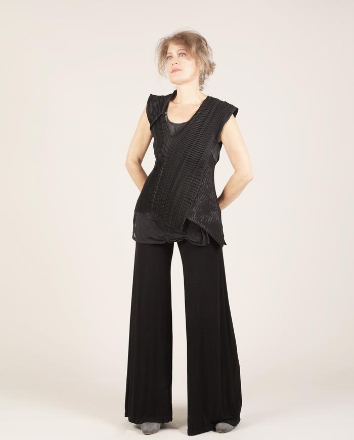 'live sculpture' pleated stretch top