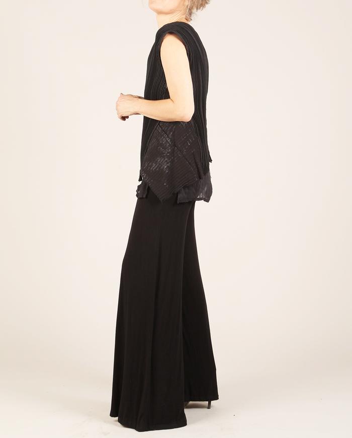 'live sculpture' pleated stretch top