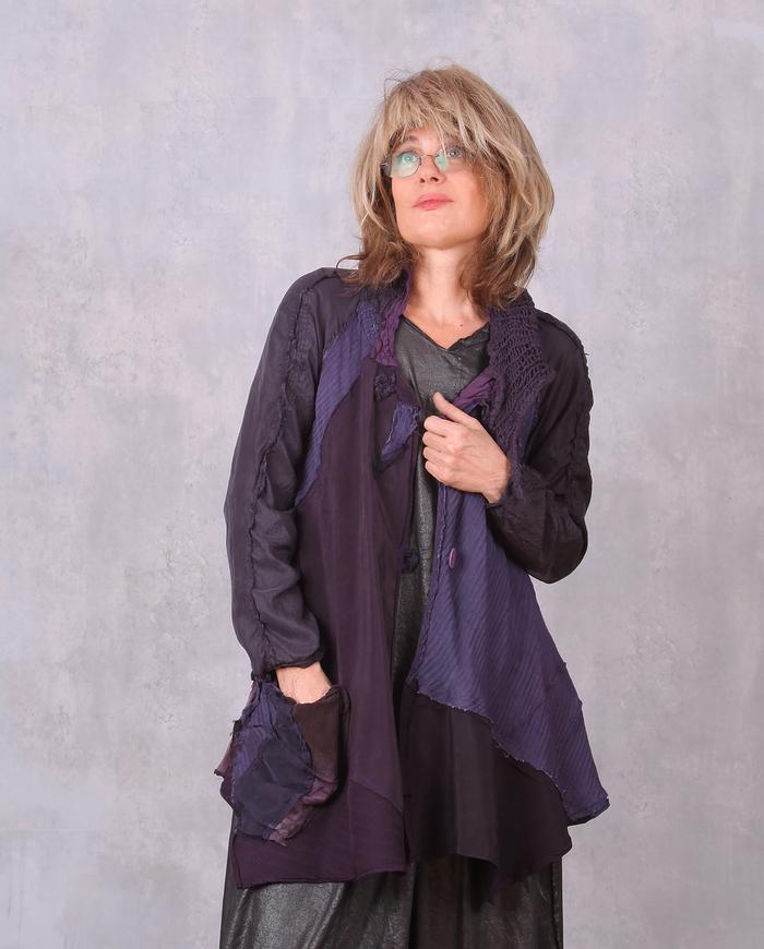 'a box of grapes' detailed purple art jacket