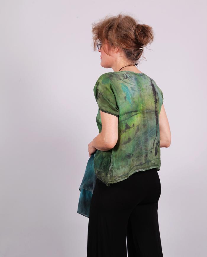 'a short cut through grass' cropped silk top