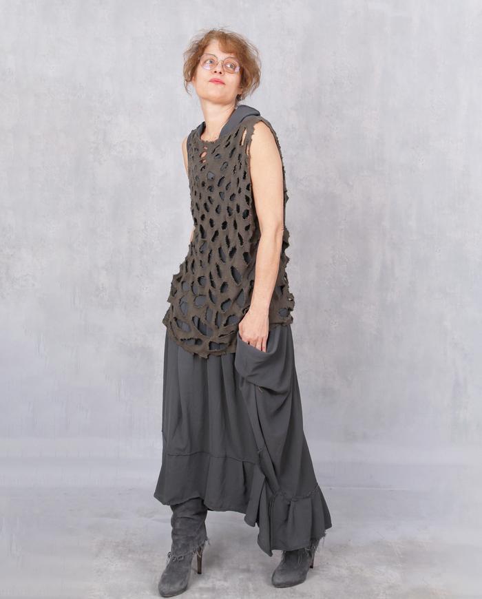 'comfortably statuesque' modern gray stretch maxi dress