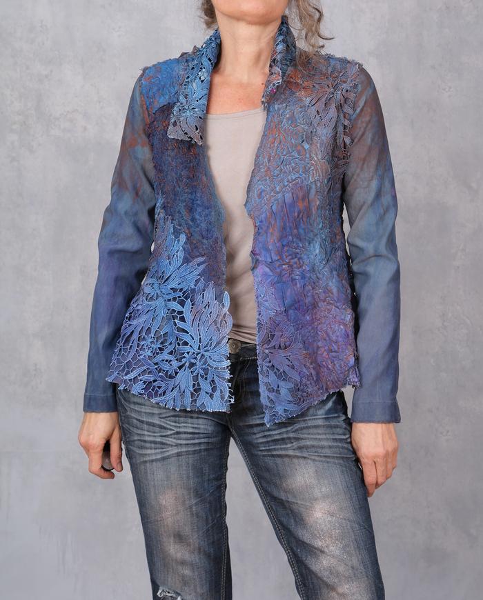 'a blue bouquet' fitted short high texture jacket