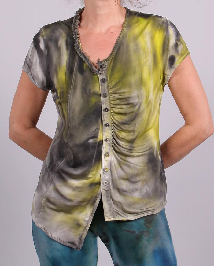 'a chilled apple' cap sleeve fluid blouse