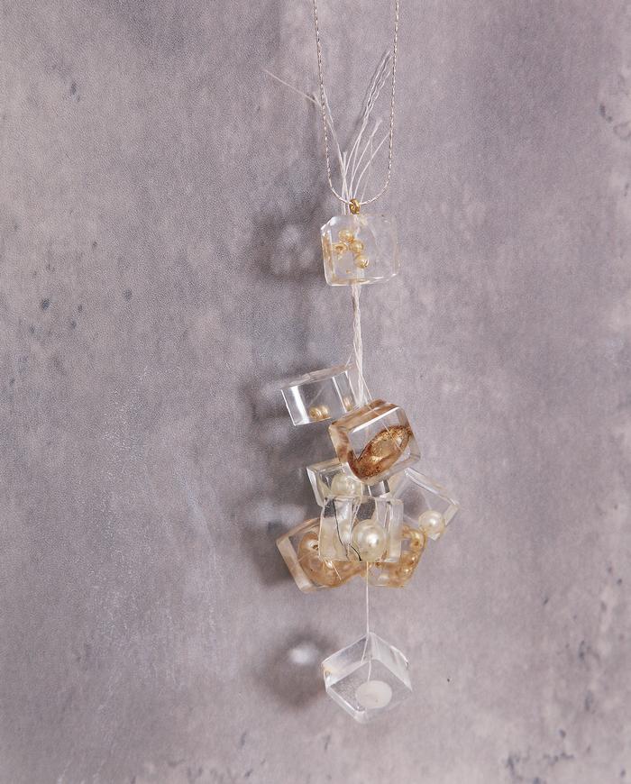 'champagne grapes' lucite clear/white/gold cluster necklace