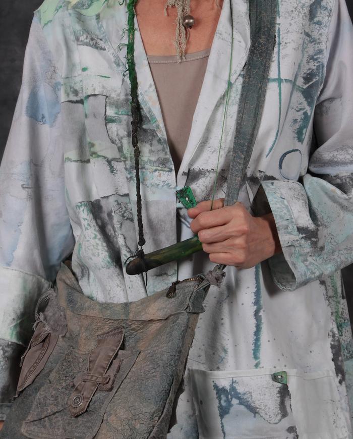 collarless abstract print green on white kaftan