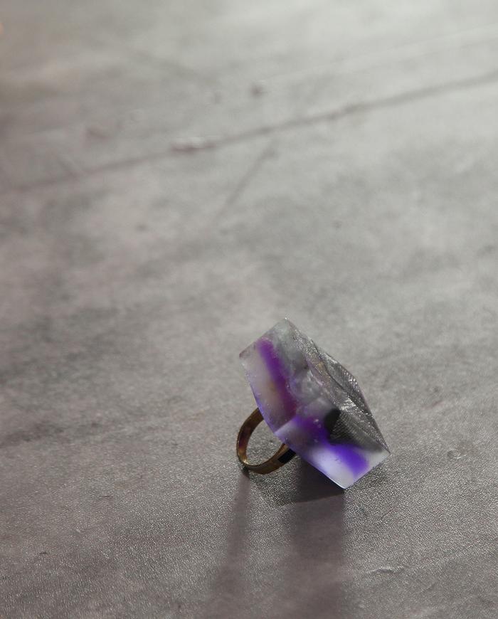 'sparkly layers' statement art ring in magenta