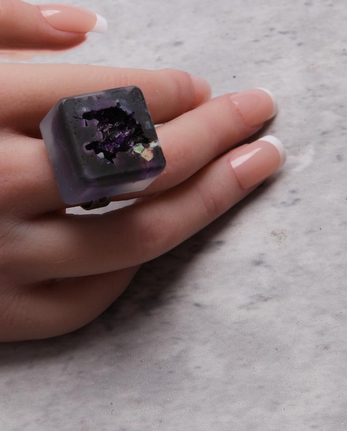 'druzy lava' small square art ring