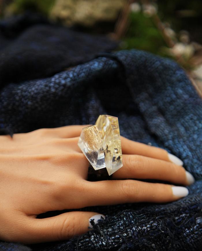'pure nature' asymmetrical avant-garde transparent art ring