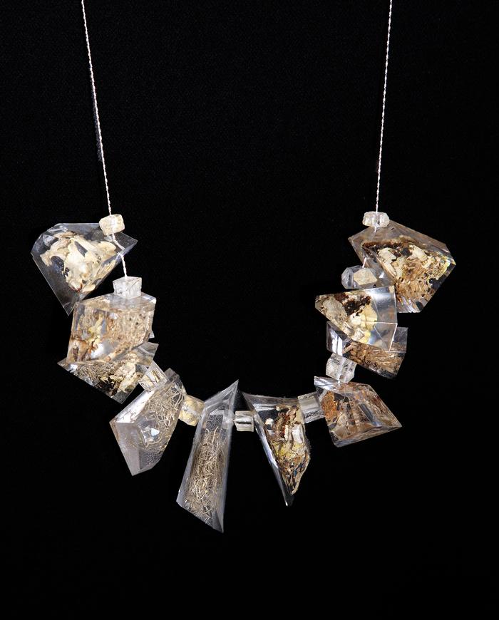 'clear luxury' geometric hand carved art beads necklace