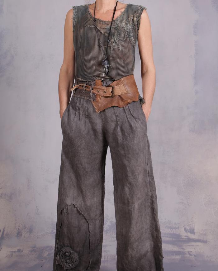 'natural flow' detailed knit silk sleeveless top