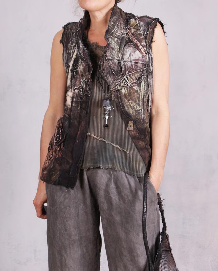 'natural flow' detailed knit silk sleeveless top