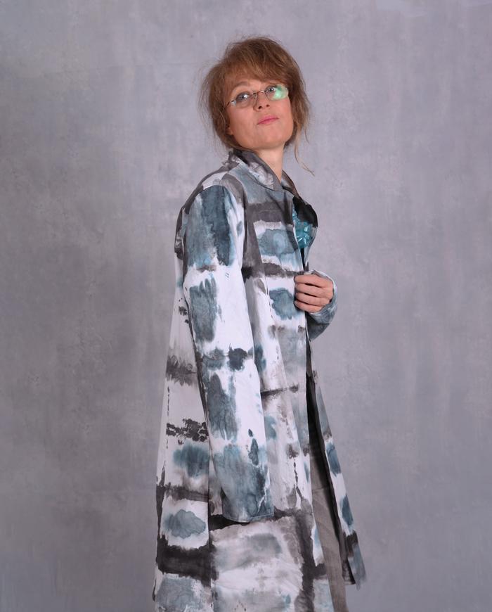 'eurythmically matched' hand-painted kaftan jacket