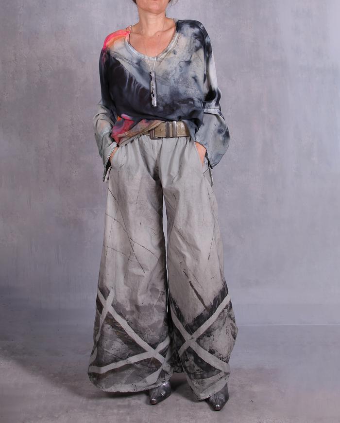 'un-crisscross on the go' wide leg hand-painted summer pants