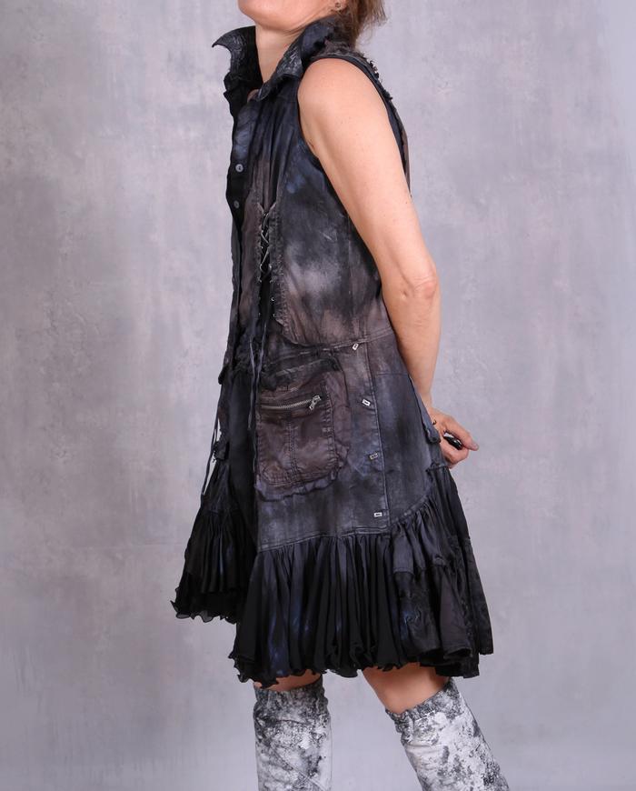'midnight at noon' detailed dress-to-vest art clothing