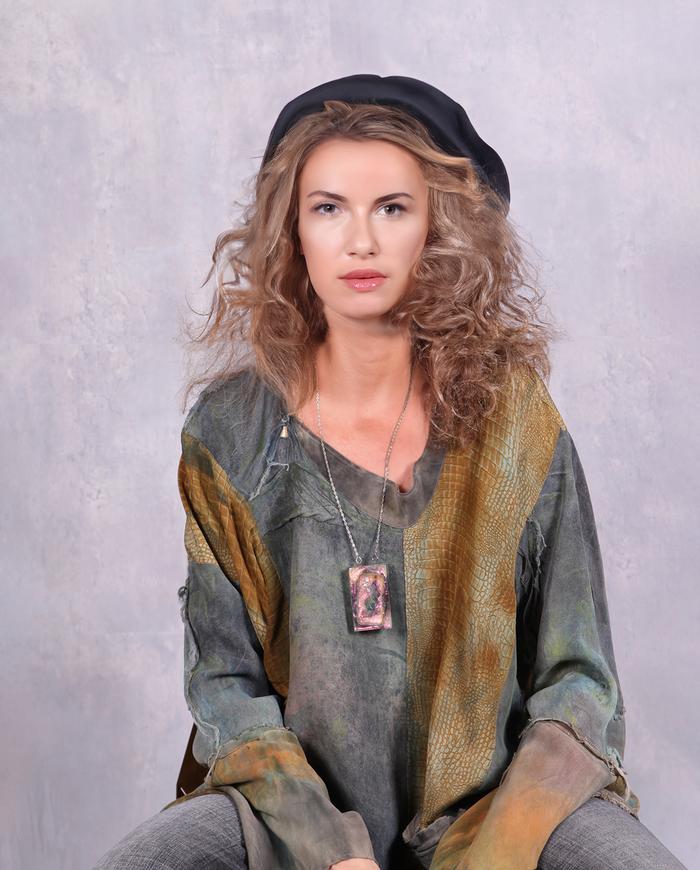 'rare as rusty reptile' loose-fitting asymmetrical top