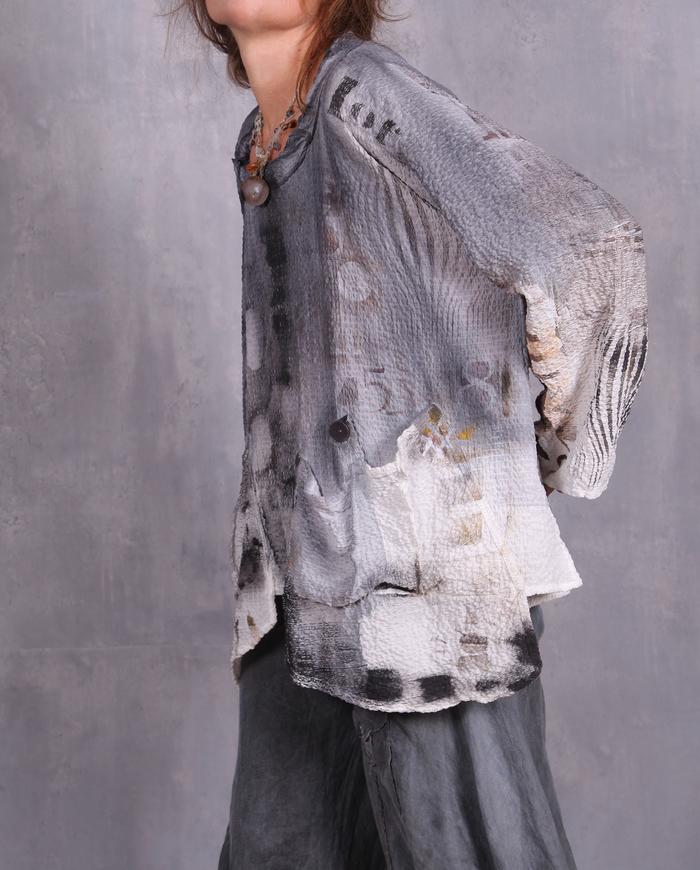 'one, two, five' roomy layering top with pockets