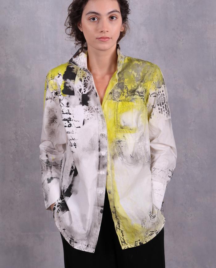 'like a lemon sorbet' graphic button-down top