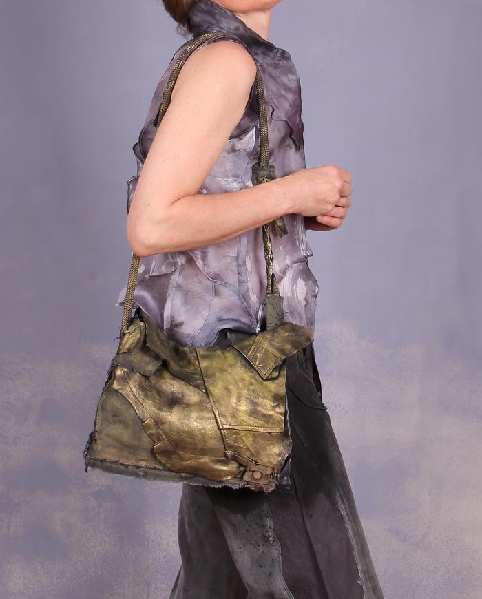 'dripping olive gold' artisanal shoulder bag