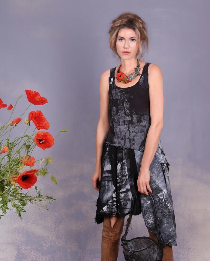 'like poppies to a leaf' colorful art necklace