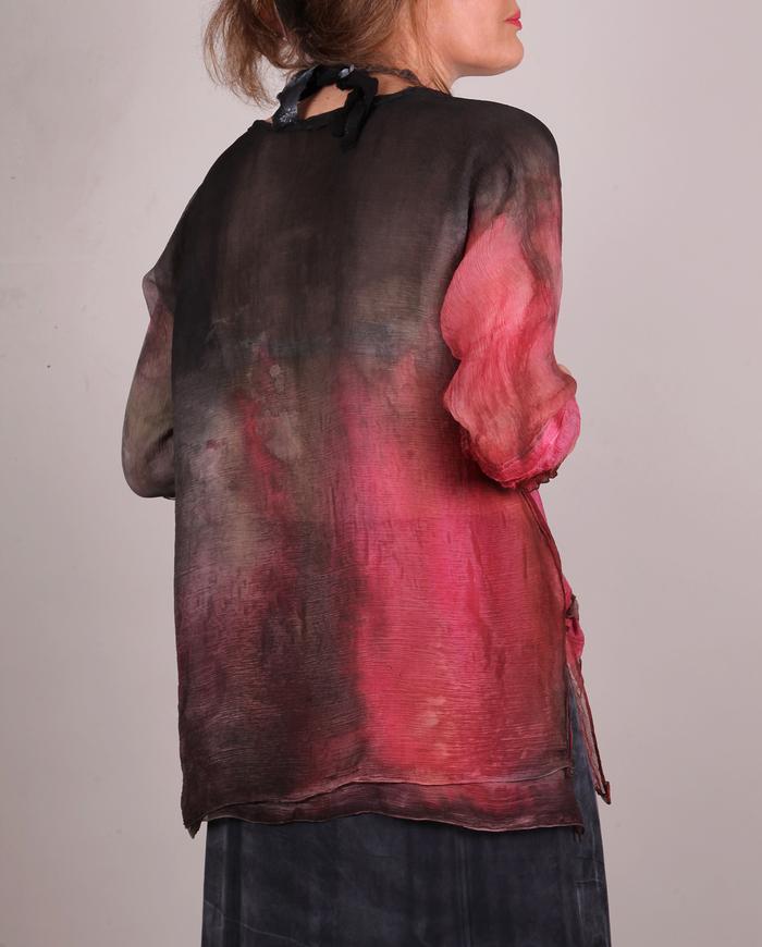 'silk therapy x 2' two-layer pleated chiffon painted blouse