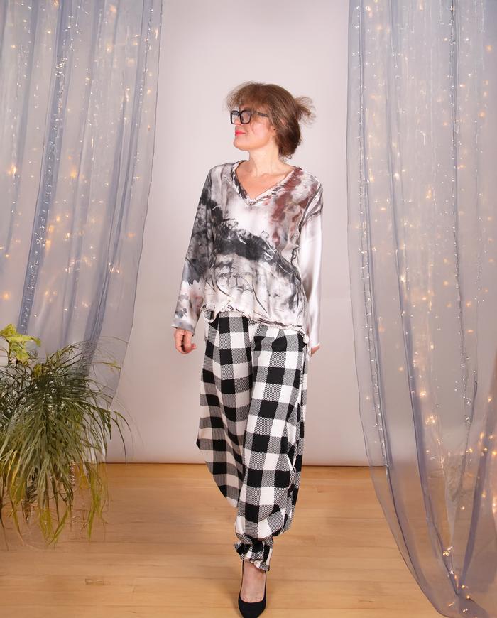 'checking it out' fluid soft knit pants