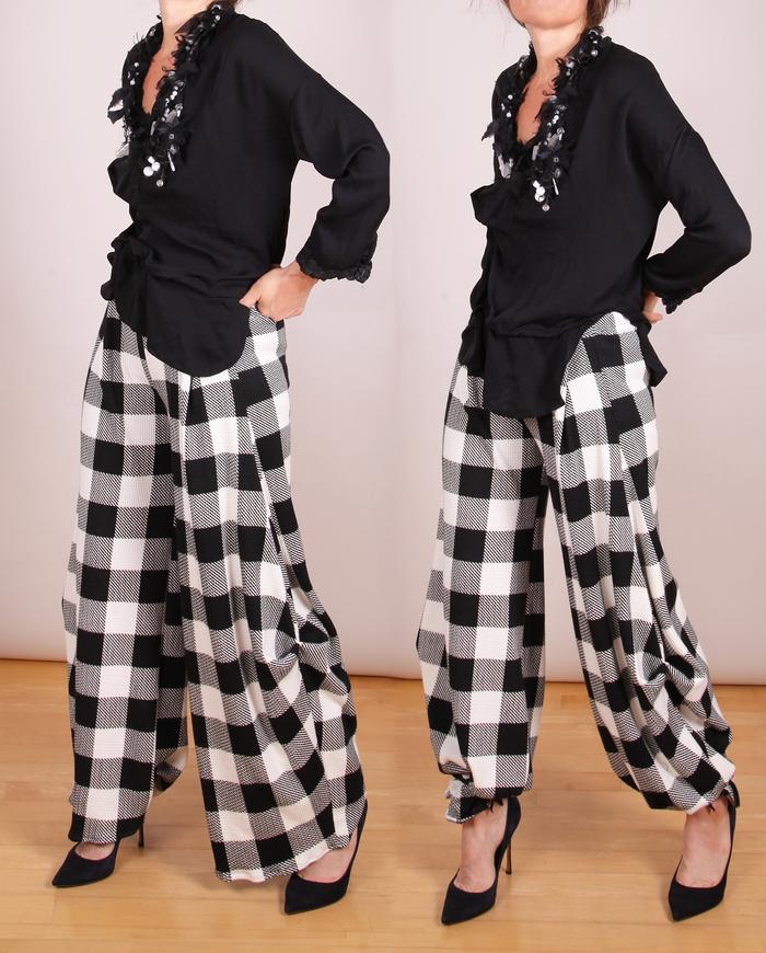 'checking it out' fluid soft knit pants