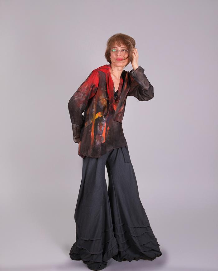 'tangled up in bright streaks' lightweight art blouse