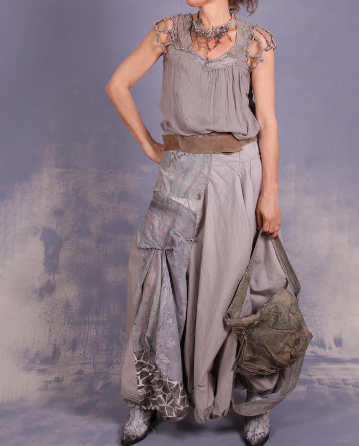 'very fully appreciated' neutral gray sculpted skirt