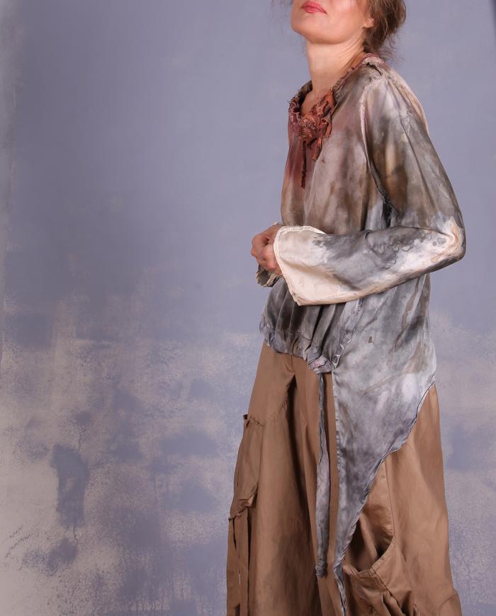 'feeling one with nature' detailed asymmetrical layering blouse