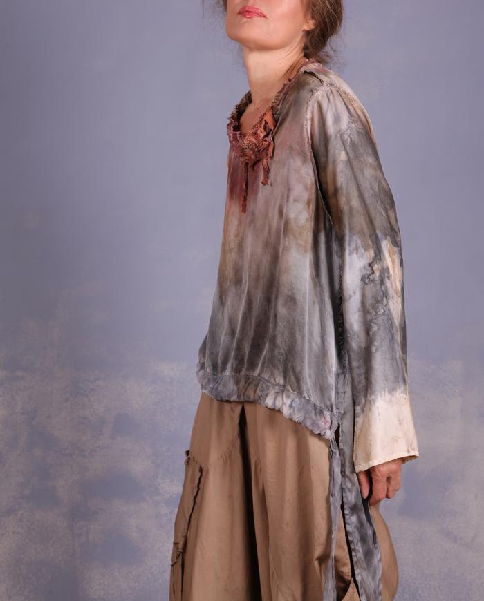 'feeling one with nature' detailed asymmetrical layering blouse