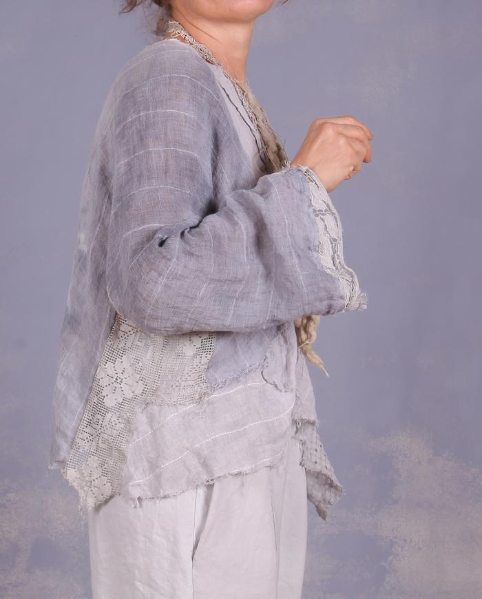 'de-lightfully versatile' European linen gauze summer blouse