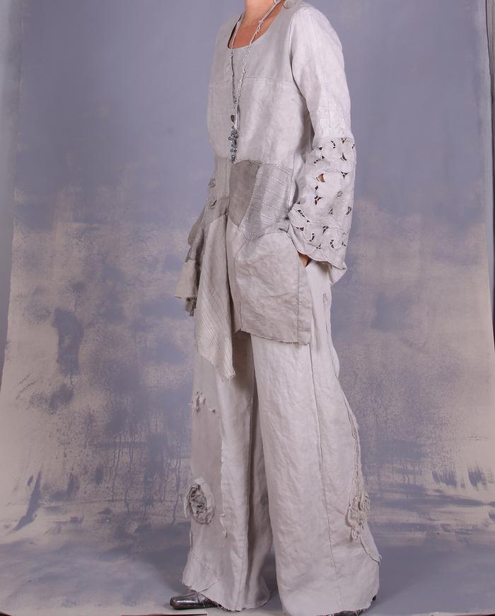 'neutral with a twist' light gray high-waisted linen pant