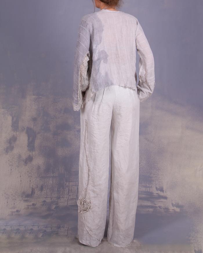 'neutral with a twist' light gray high-waisted linen pant