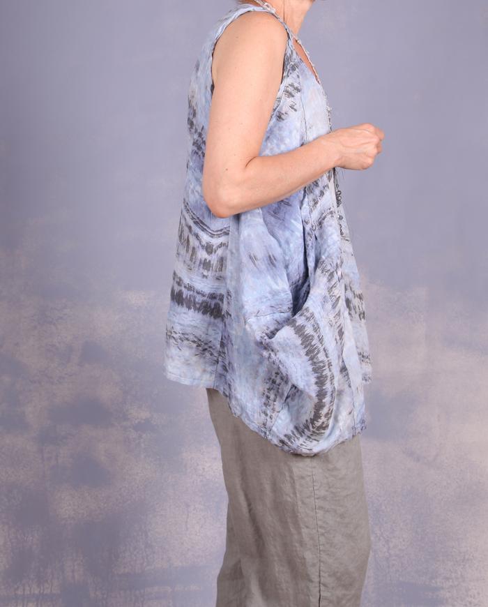 'inside a cool wave' oversized asymmetrical linen top
