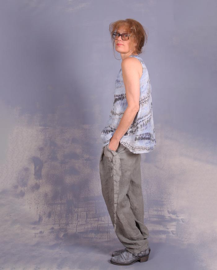 'inside a cool wave' oversized asymmetrical linen top