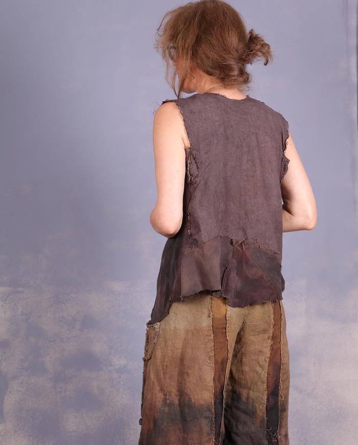 'do-re-mi one-two-three' Belgian linen sleeveless blouse