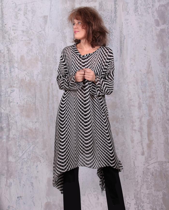 double-layer silk chiffon psychedelic black and white print oversized tunic/dress