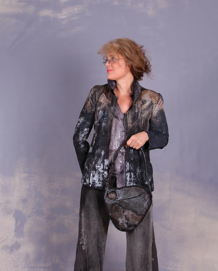 'think quiet thoughts' fitted distressed modern jacket