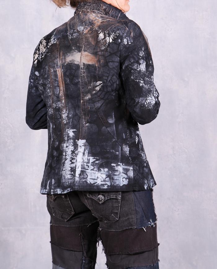 'think quiet thoughts' fitted distressed modern jacket