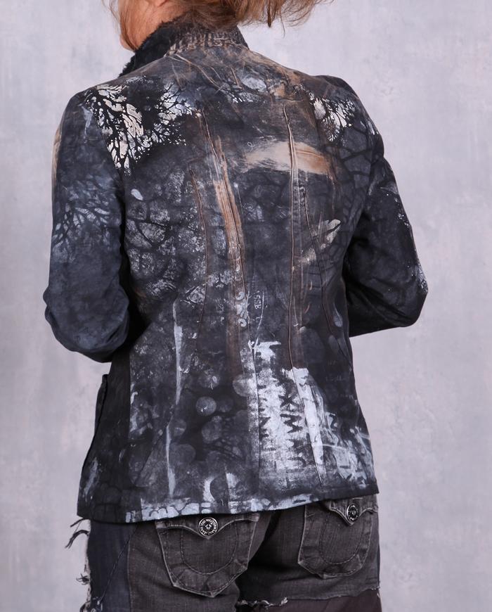 'think quiet thoughts' fitted distressed modern jacket