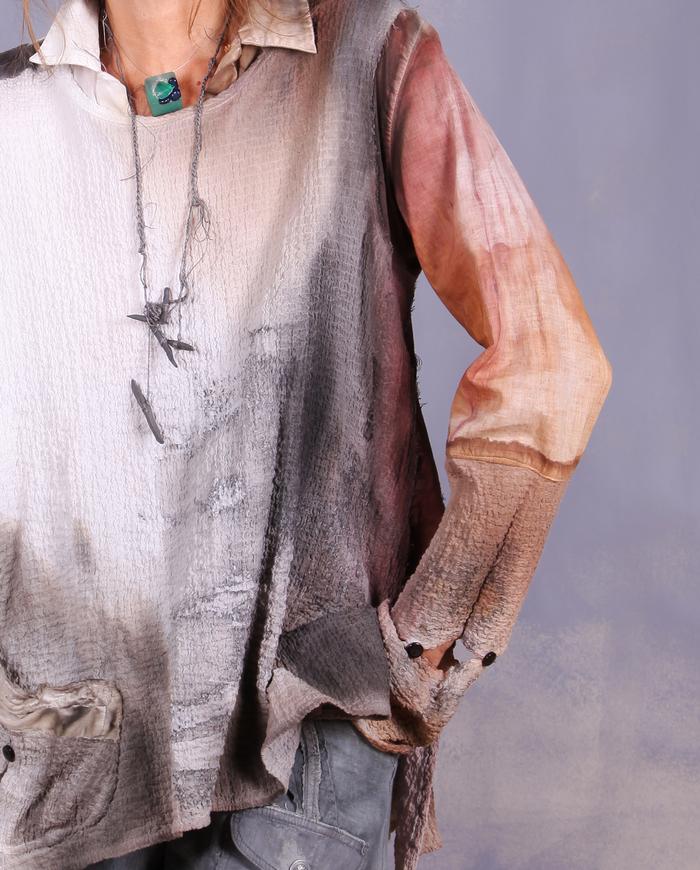 'neutrally in the game' mixed fabrics art blouse