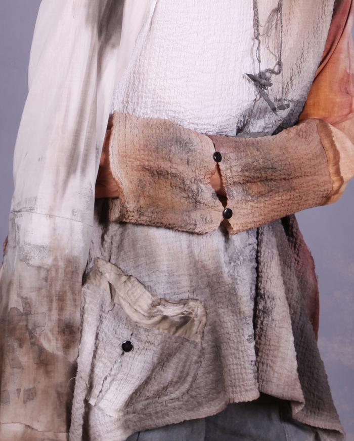 'neutrally in the game' mixed fabrics art blouse