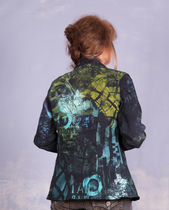 'fitted in mystery' lightweight classic jacket