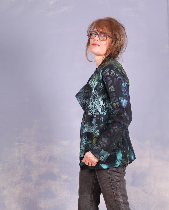 'fitted in mystery' lightweight classic jacket