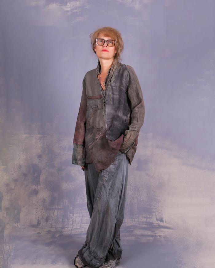 'on a forest path' detailed nature shades top/tunic