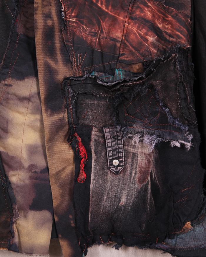 'to the center of the Earth' detailed short art jacket